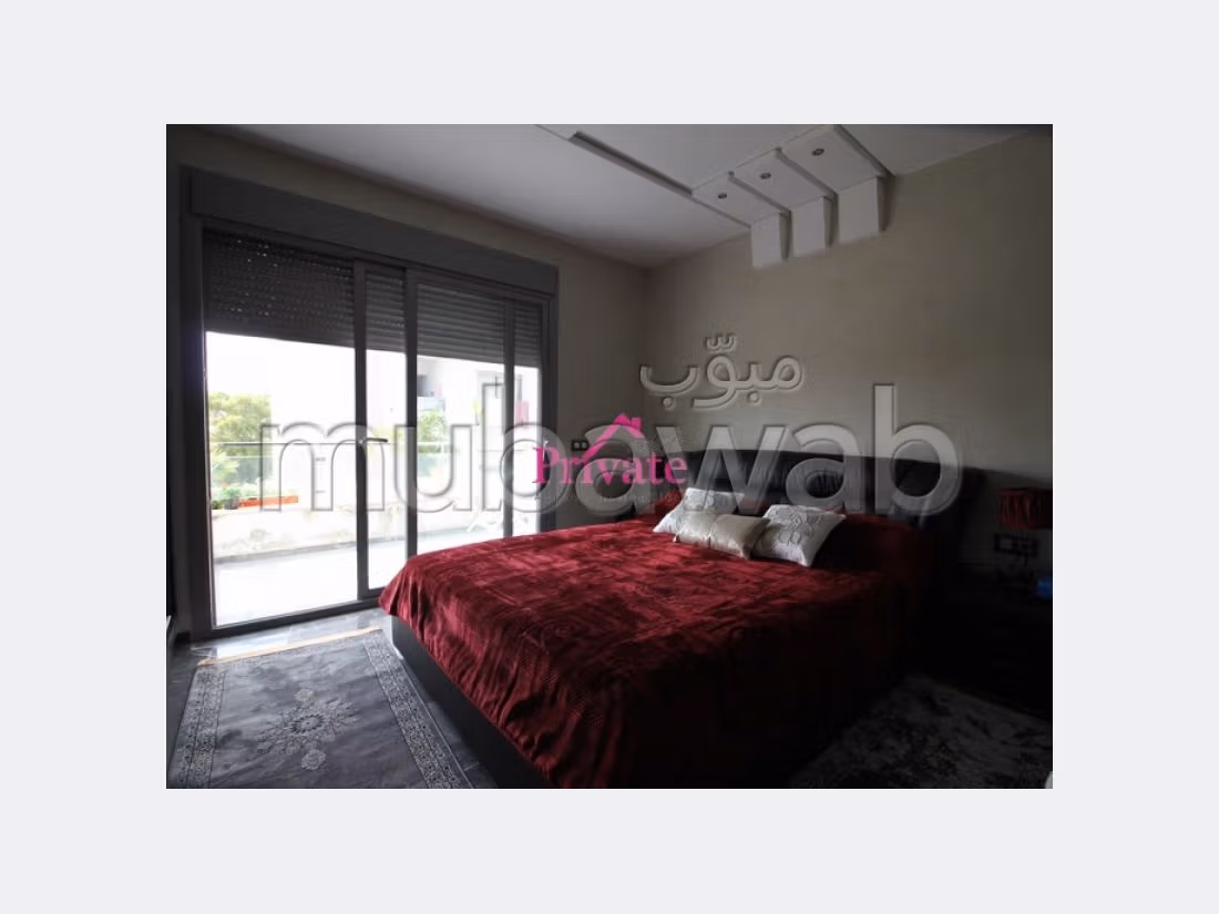 Huurappartementen beschikbaar in Malabata. 2 Kamers. Volledig gemeubileerd. 