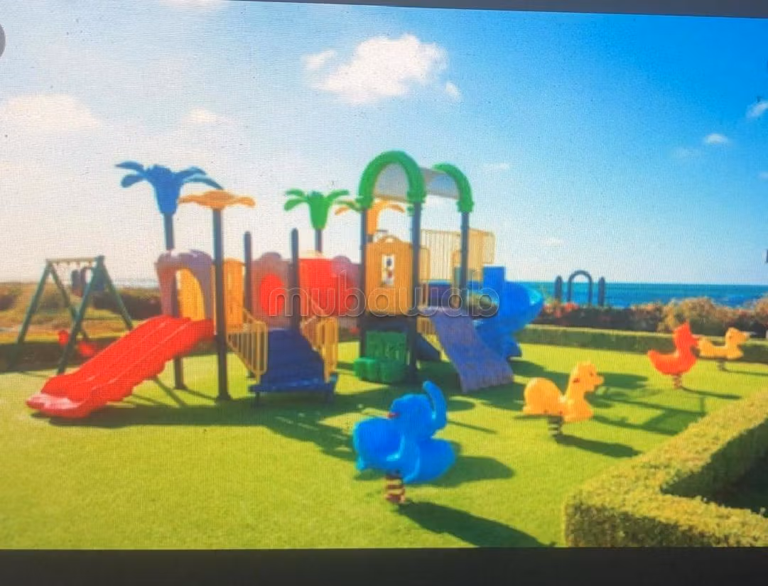 Pisos en alquiler. 2 habitaciones. Vista al mar, aire condicionado central