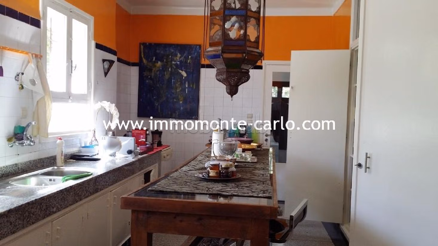 Suntuosa villa en alquiler en Souissi. 5 dormitorios. Vista al mar, puerta de seguridad