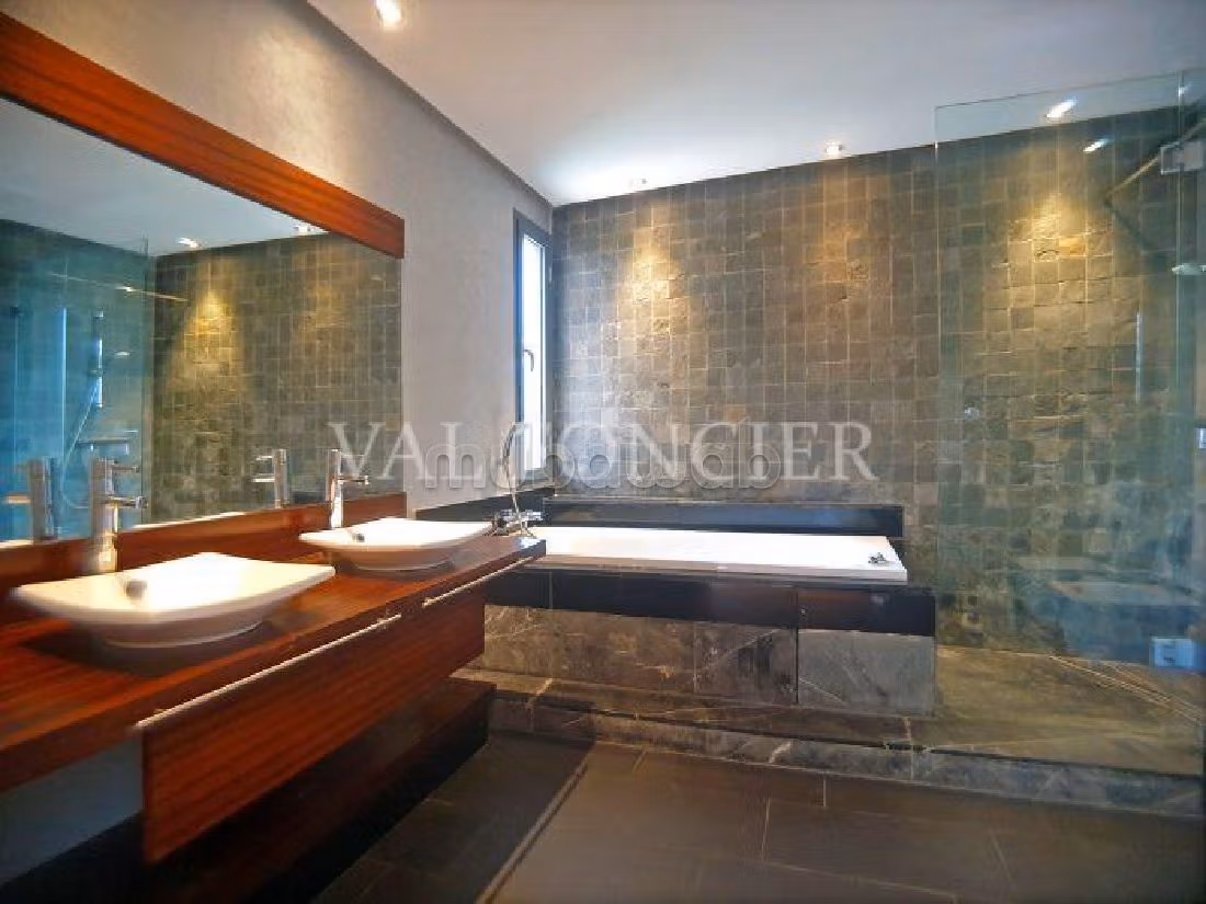 Villa Premium de 600m2 en location sur les hauteurs de Ain Diab, Casablanca