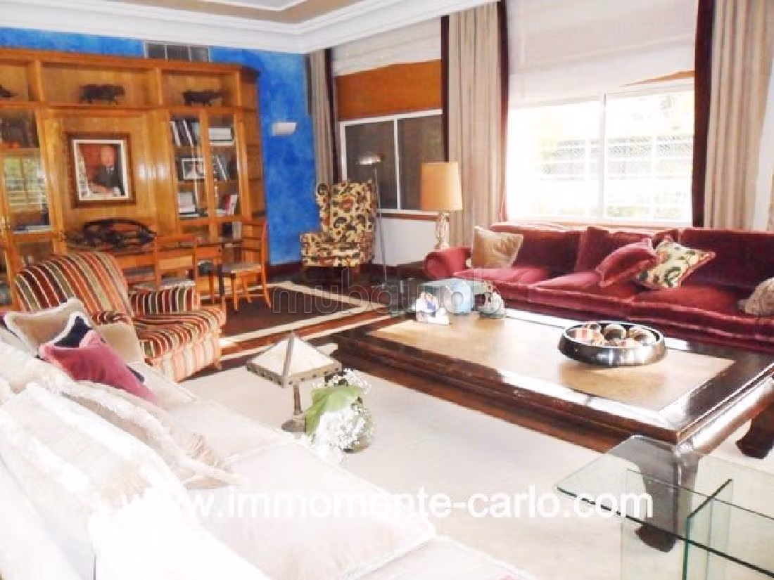 Villa neuve haut standing à Souissi