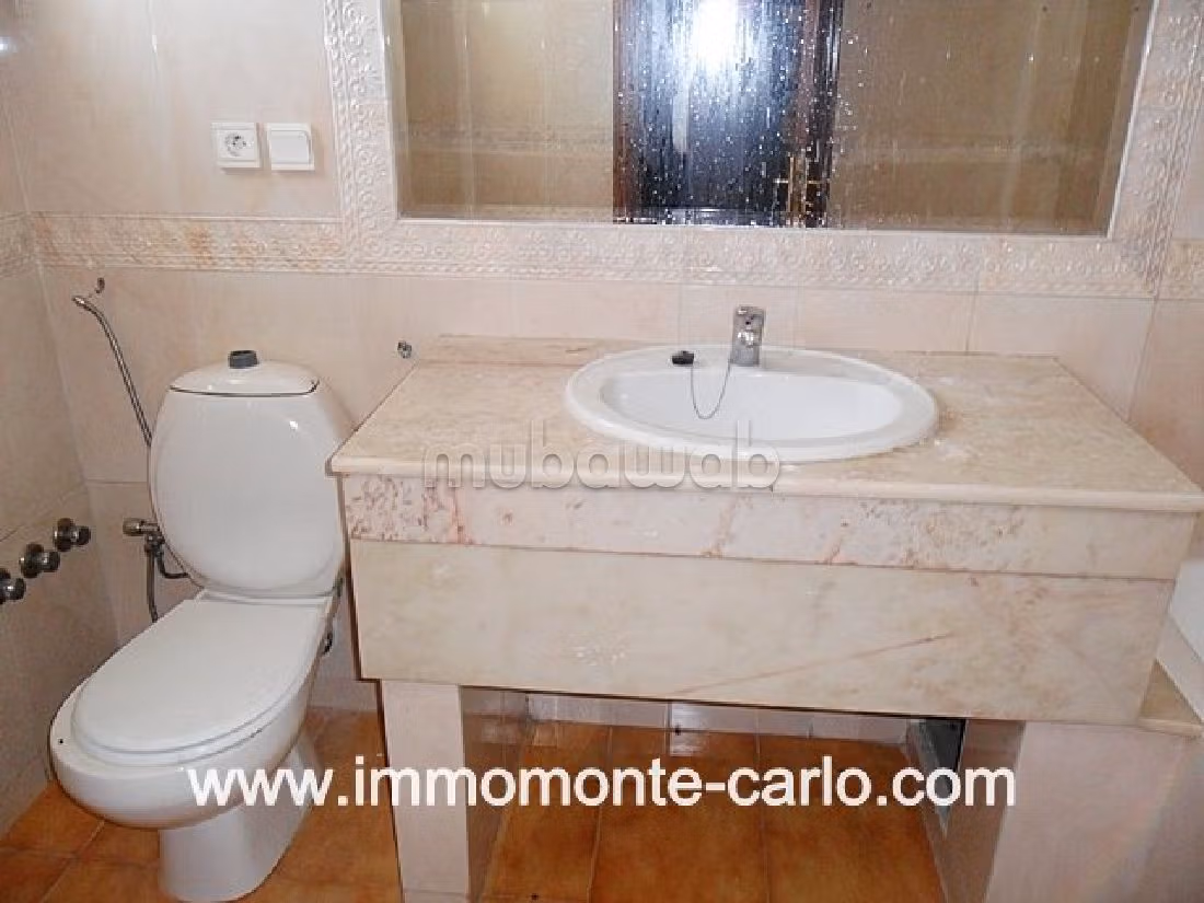 Belle villa avec piscine et jardin