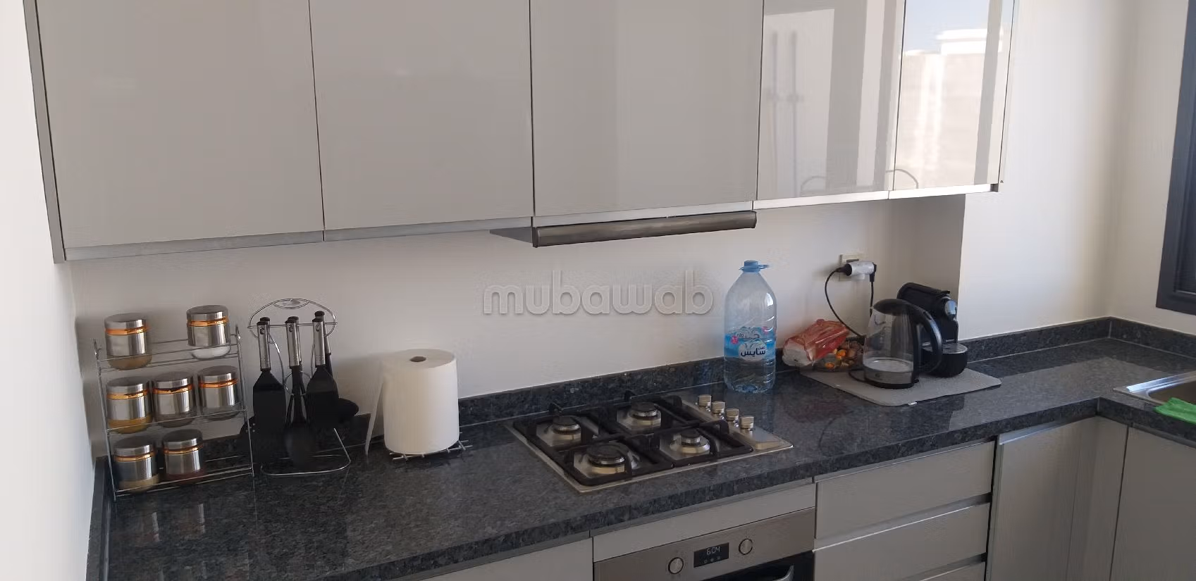 Rent this apartment in Champ de course. 4 rooms. Ample storage space. 