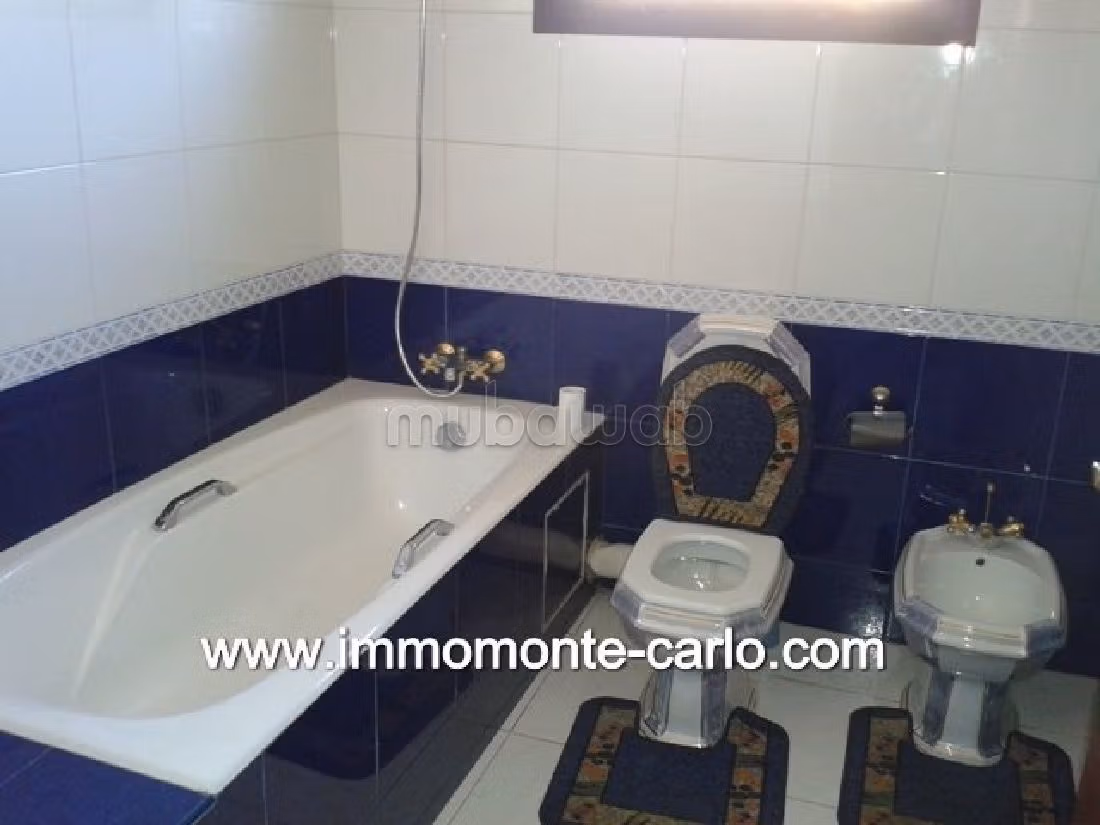 Location villa meublée avec piscine à Hay Riad