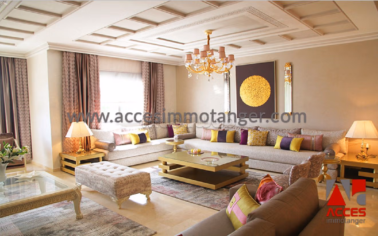 Se vende piso. 3 Suite parental. Gran piscina.