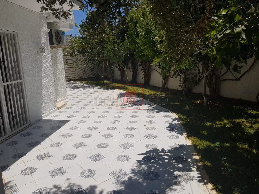 À louer Belle Villa avec Piscine à 100m de la Plage