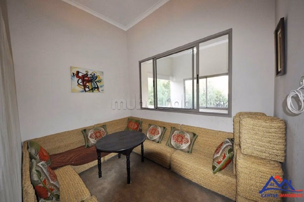 Oficinas y locales comerciales en venta en Route de Marrakech. Cocina bien equipada