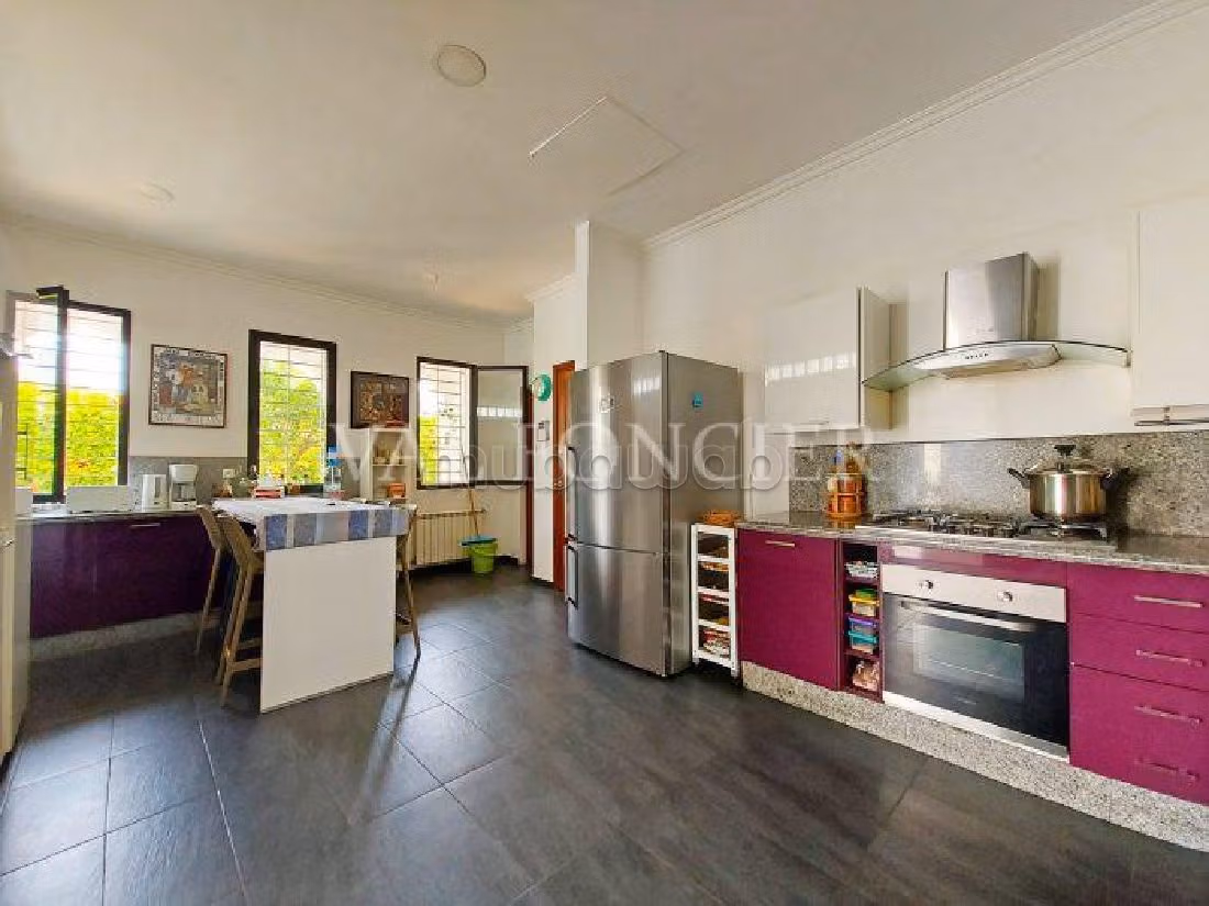 Très belle villa 1000m2 avec piscine en location à Anfa, Casablanca