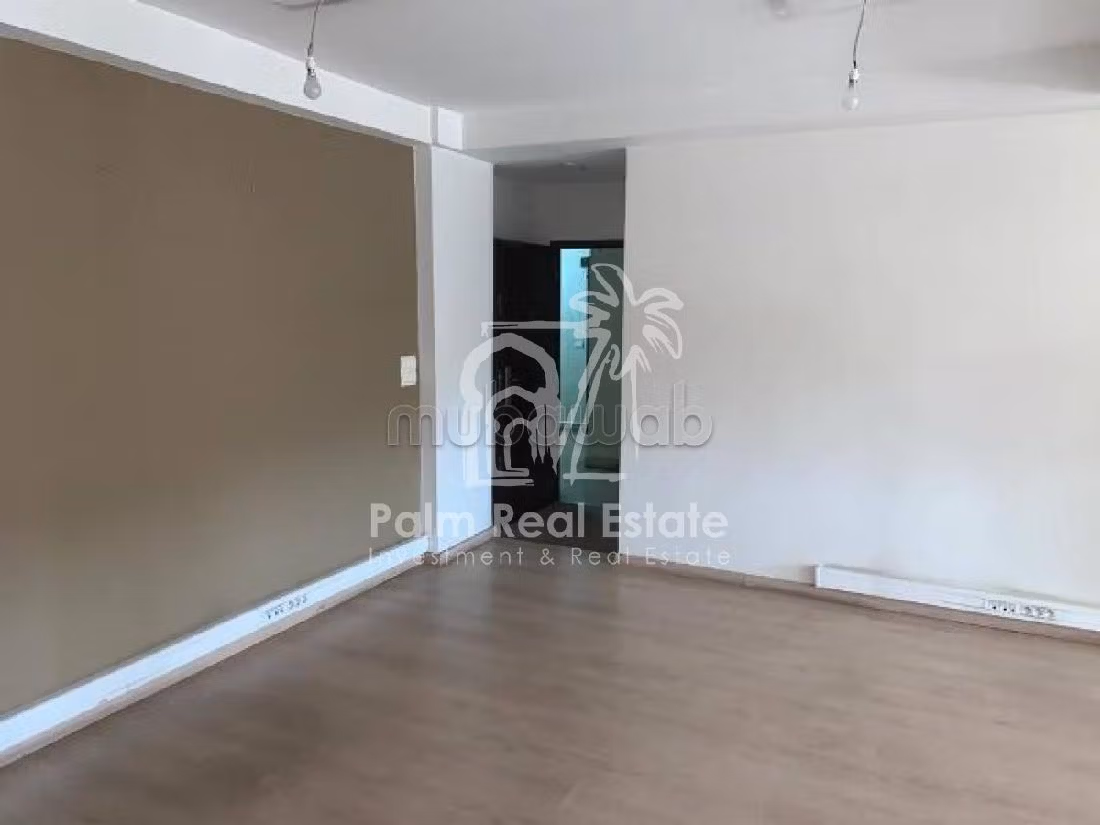 Offices for rent. Dimension 75 m².