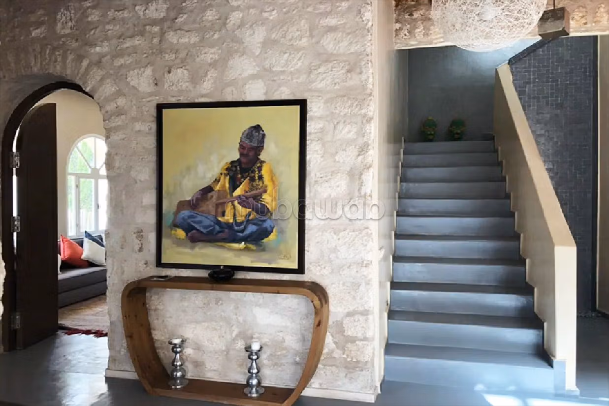 فيلا فخمة للبيع ب طريق أكادير. 4 غرف. حديقة وشرفة