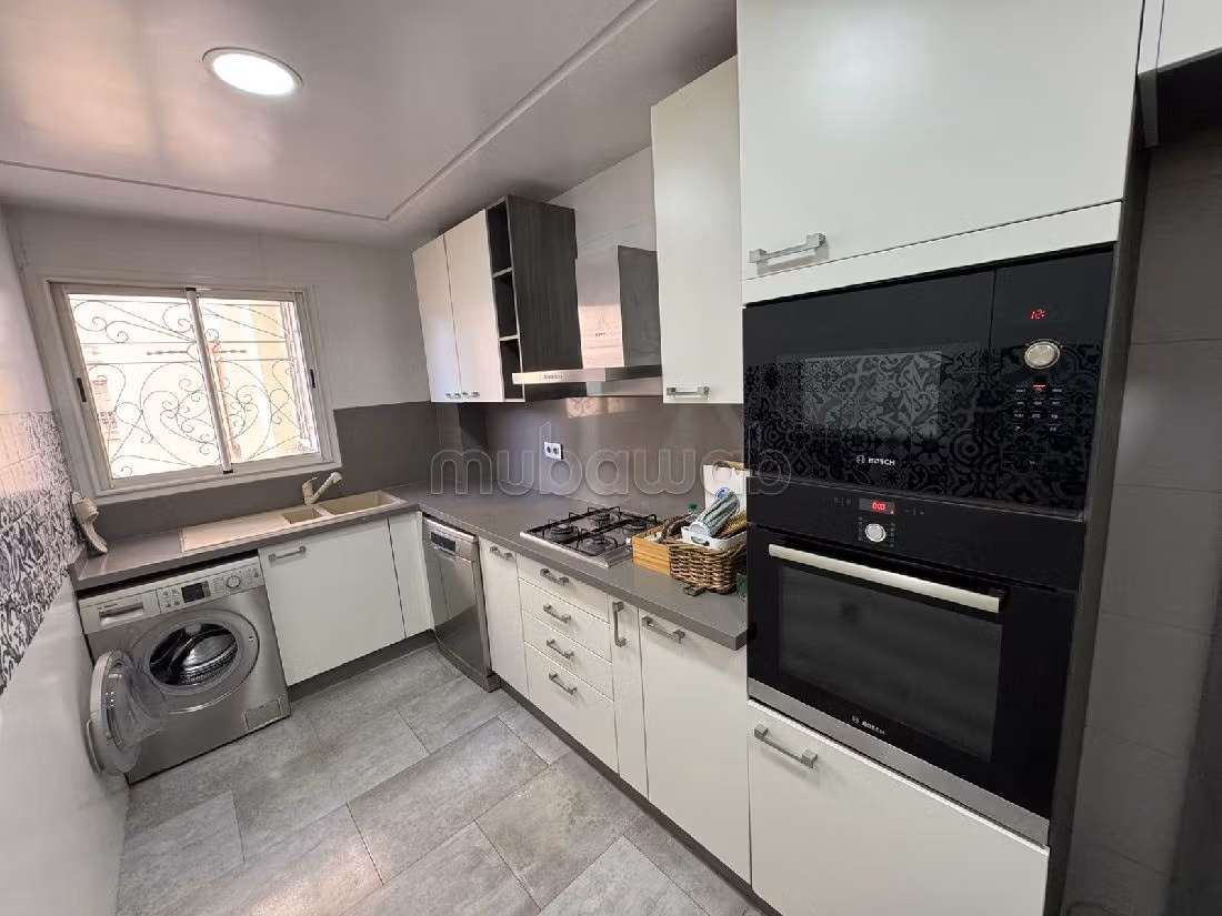 Apartments for rent in Anfa. Surface area 119 m². Satellite dish and security