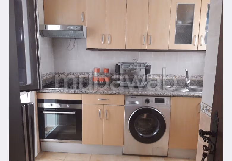 Appartementen huren in Mdiq. 3 Ruimtes. Garage en terras. 