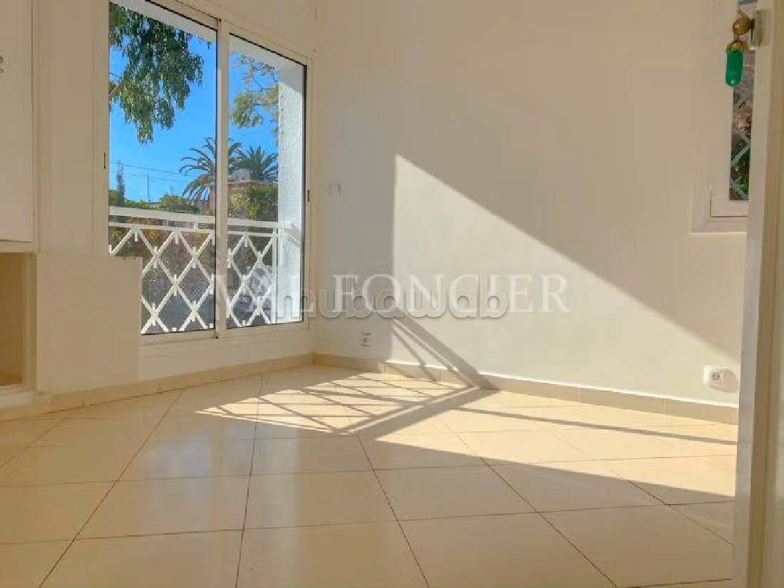 Location villa 700m2 avec beau jardin et piscine Oasis, Casablanca