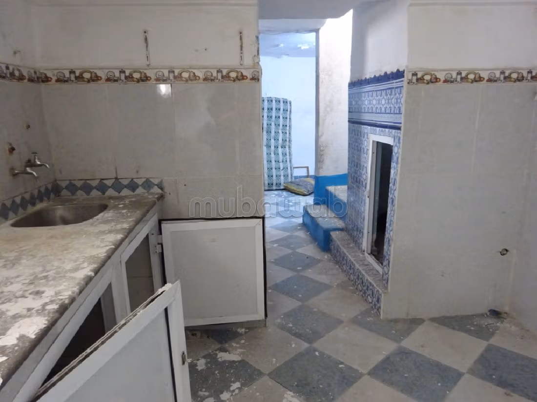 Maison à rénover au coeur de dar baroud