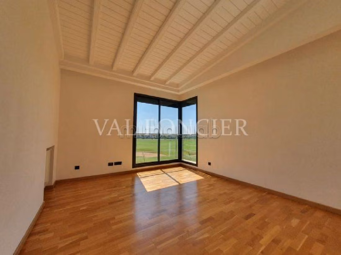 Location Villa Front De Golf 588m2 Avec Piscine Palmeraie Bouskoura