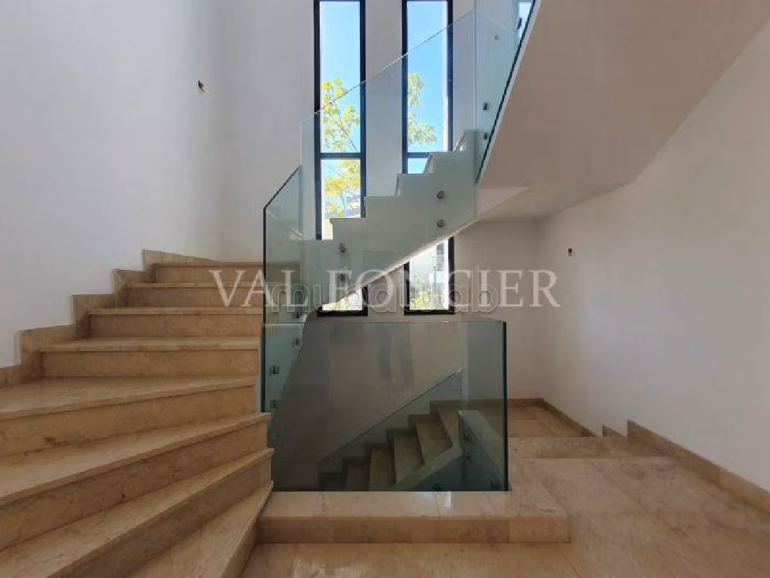 Location Villa Front De Golf 588m2 Avec Piscine Palmeraie Bouskoura
