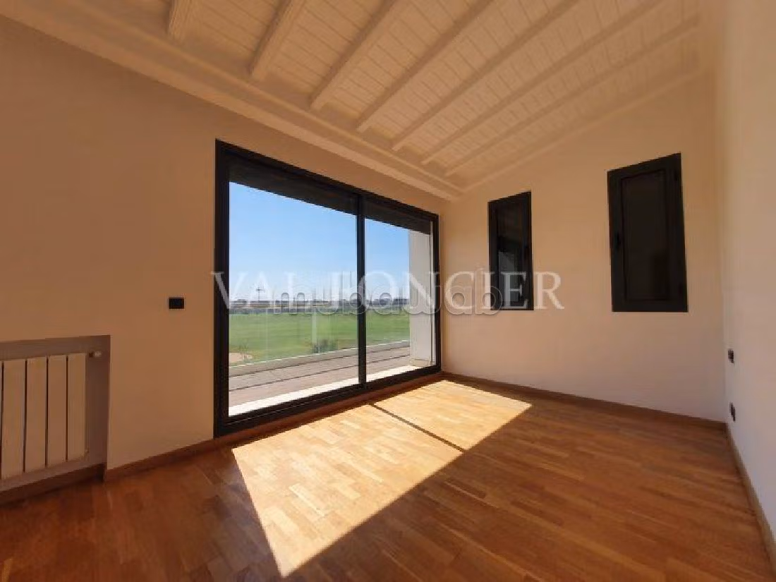 Location Villa Front De Golf 588m2 Avec Piscine Palmeraie Bouskoura
