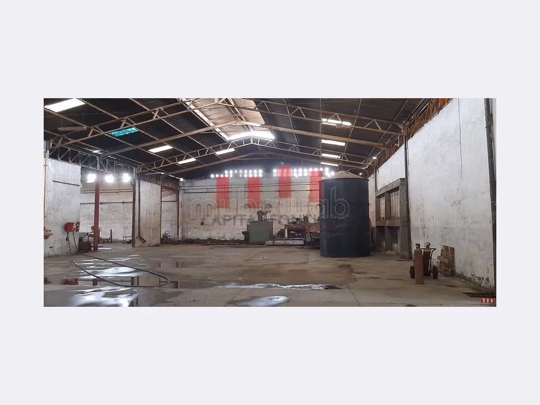 Oficinas y locales comerciales en venta. 1 dormitorio. Barrio seguro. 