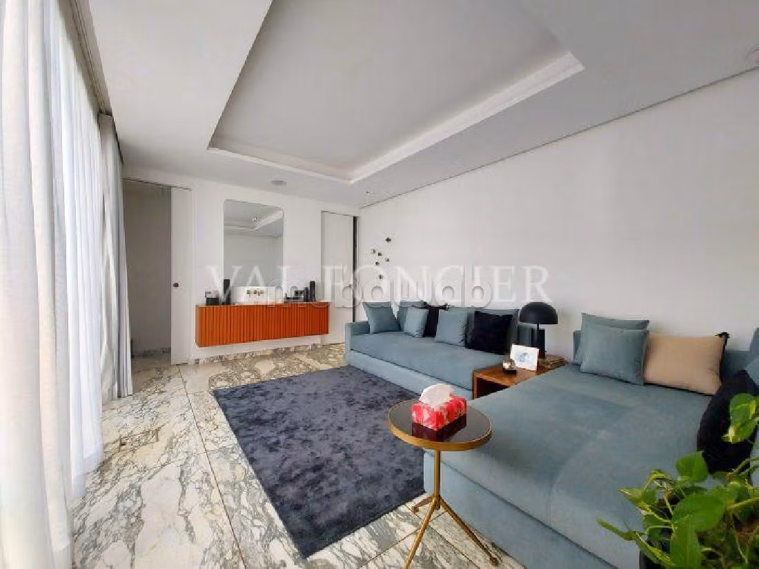 Rent your house. Area 432 m². Living room with fireplace, General air conditioning System.