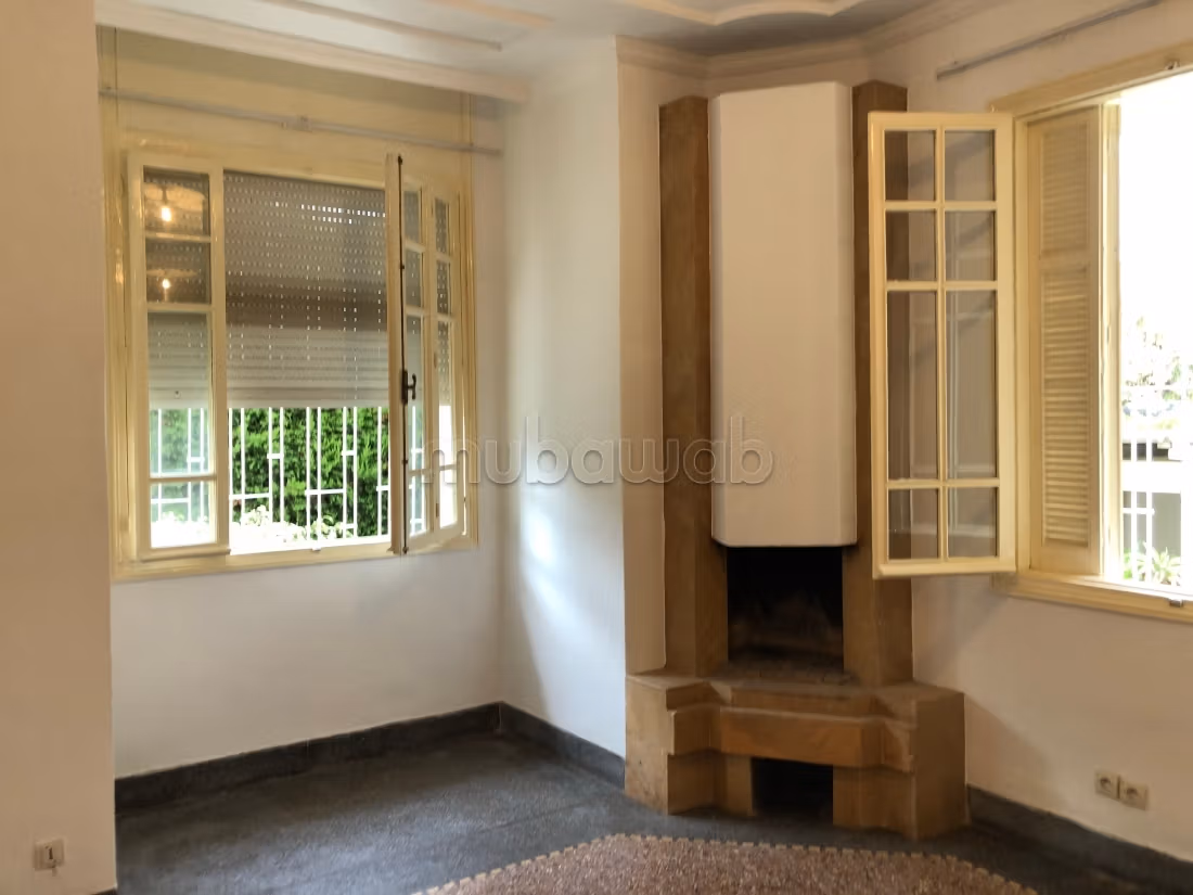 Belle villa avec jardin à Hassan Rabat