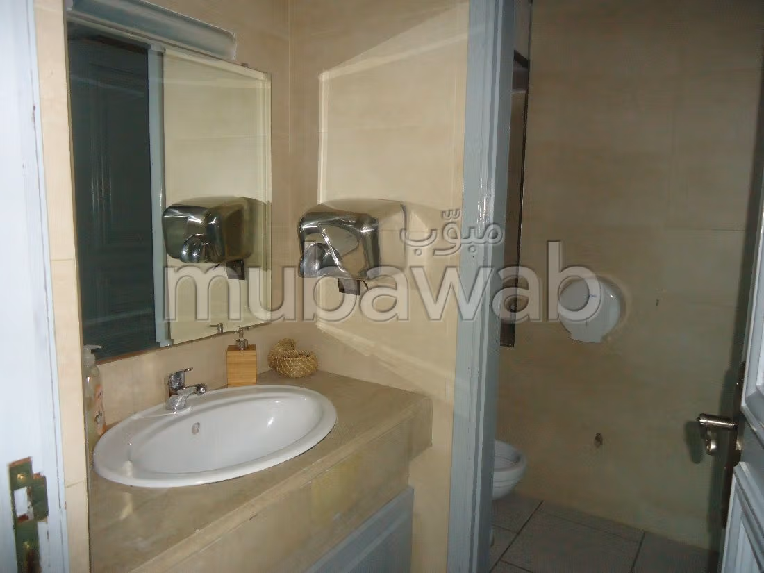 Plateau de Bur LPB554 de 316m2 à Bbd anfa