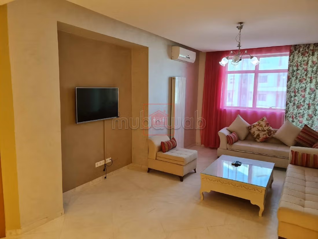 Rent an apartment. Total area 170 m². Storage unit.