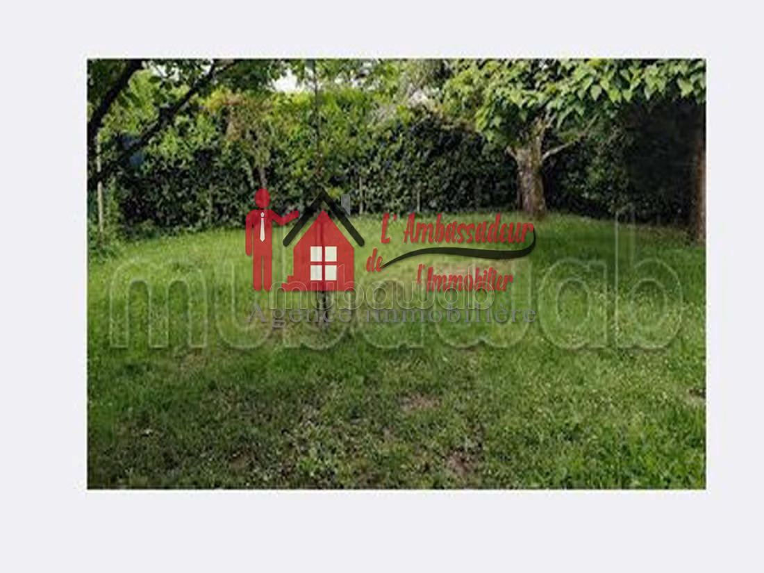 Villa de 715 m2 en plein CIL AFFAIRE A SAISIR