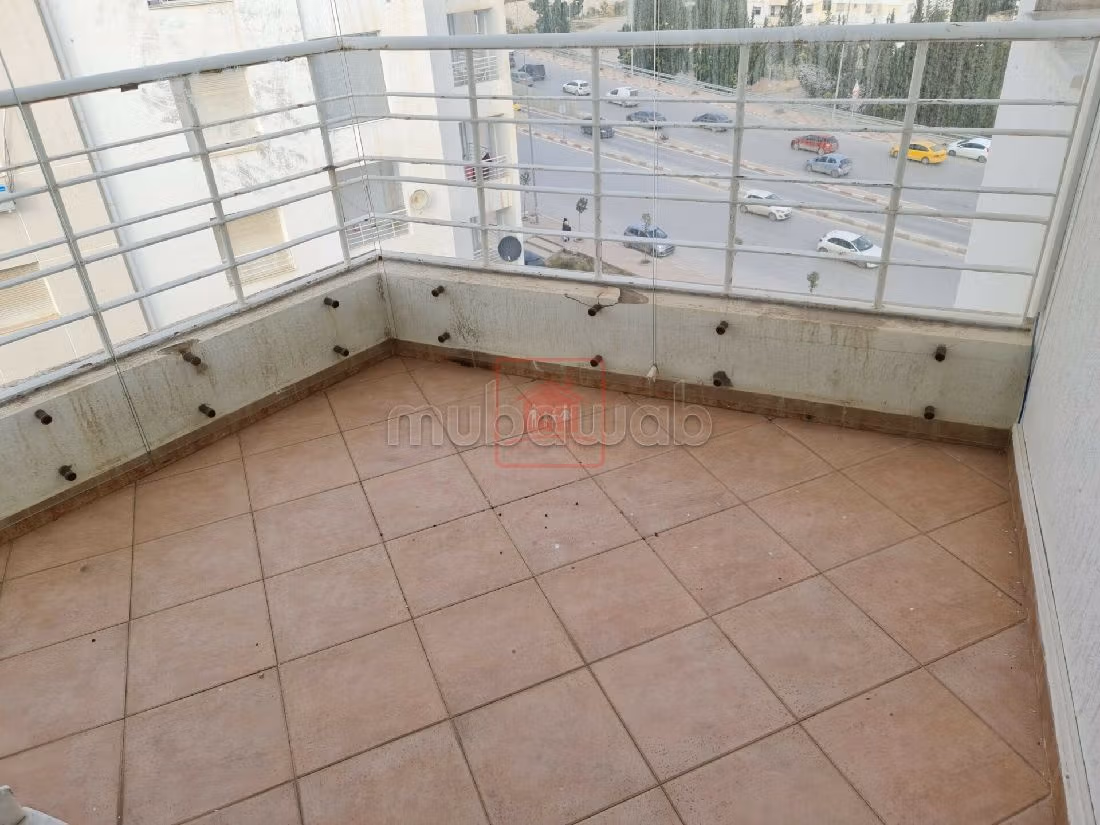 À vendre Penthouse Meublé avec Accès Indépendant