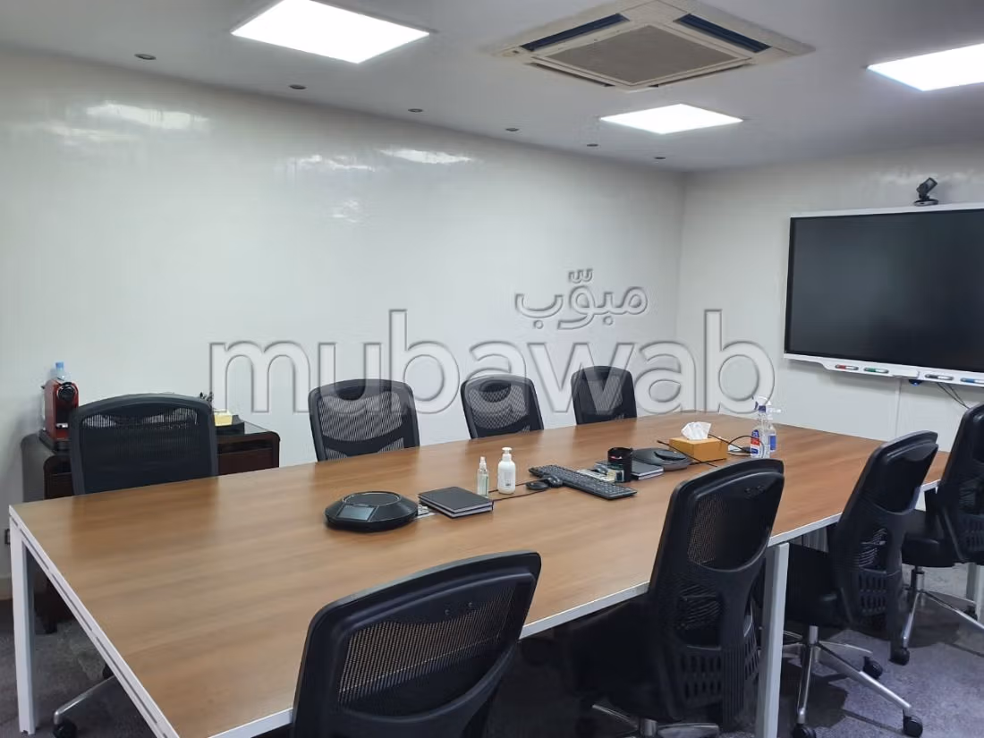 Plateau bureau haut standing LPB 660 a racine de 200m²