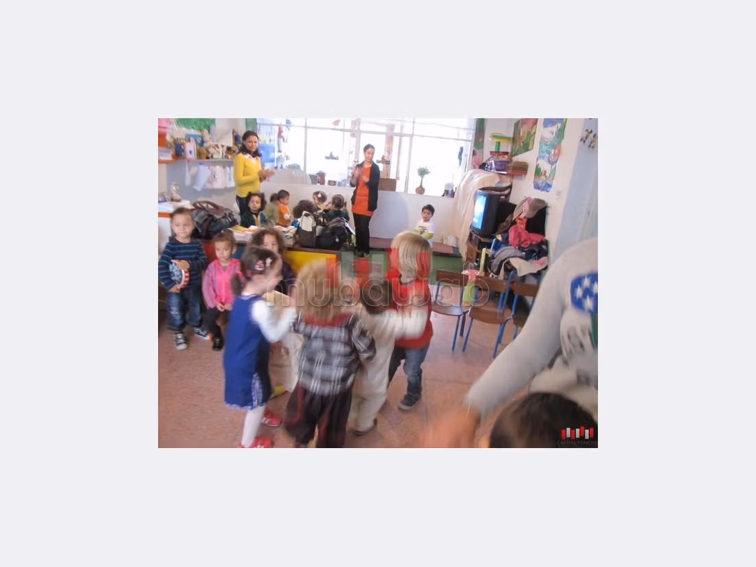 Oficinas y locales comerciales en alquiler. Superficie de 500 m². 