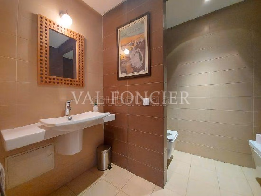 Location sublime Appartement 210m2 avec terrasse sans vis à vis Gauthier, Casablanca