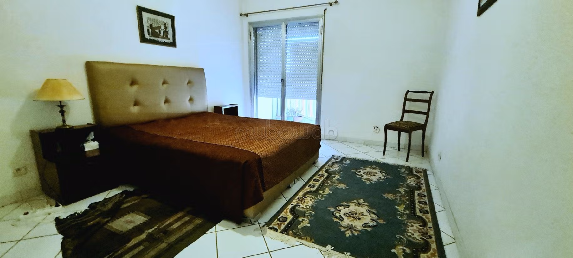 Oficinas en venta en Moulay Youssef. Pequeña superficie 120 m²;. Plazas de parking y terraza. 