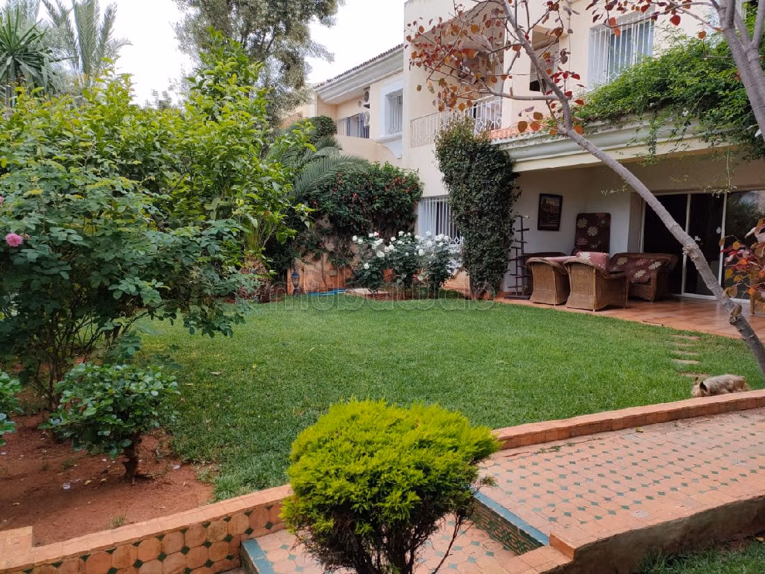 A vendre villa 420m2 resid sécurisée Californie