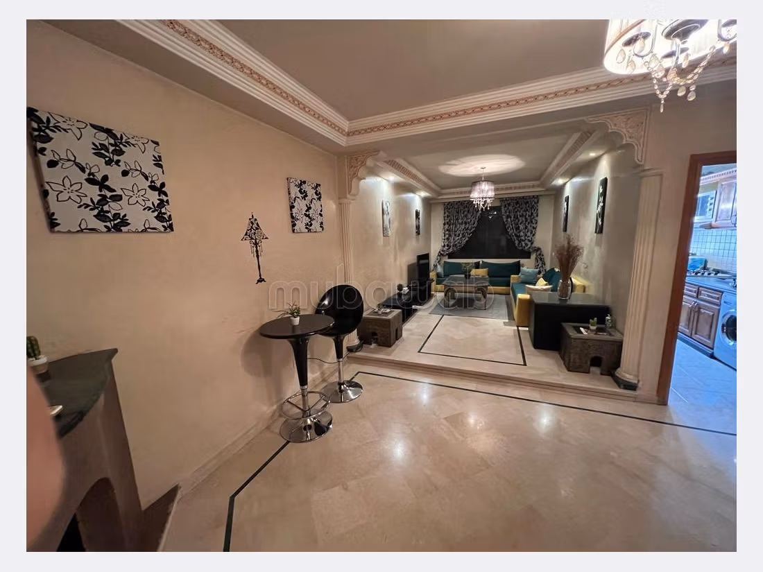 Appartamento splendidamente arredato per affitto a lungo termine