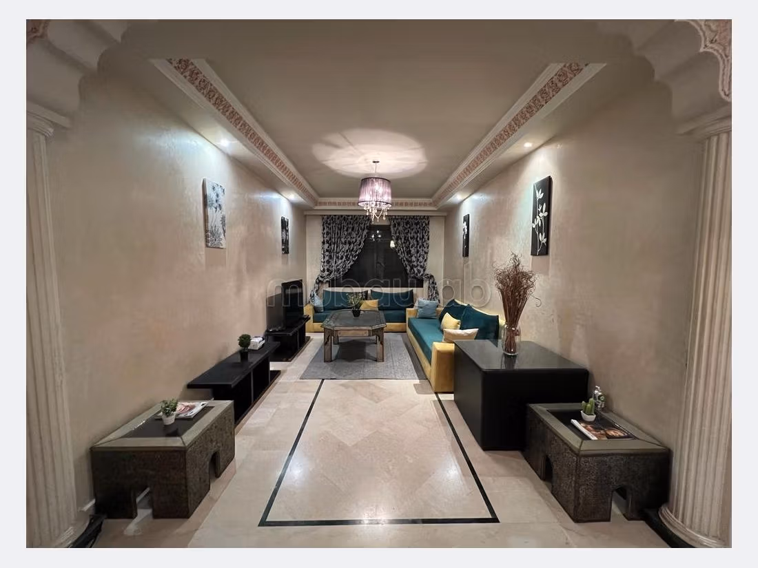 Appartamento splendidamente arredato per affitto a lungo termine