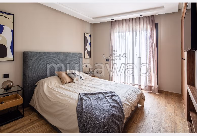 LOCATION – Superbe Studio meublé & équipé de 54 m²