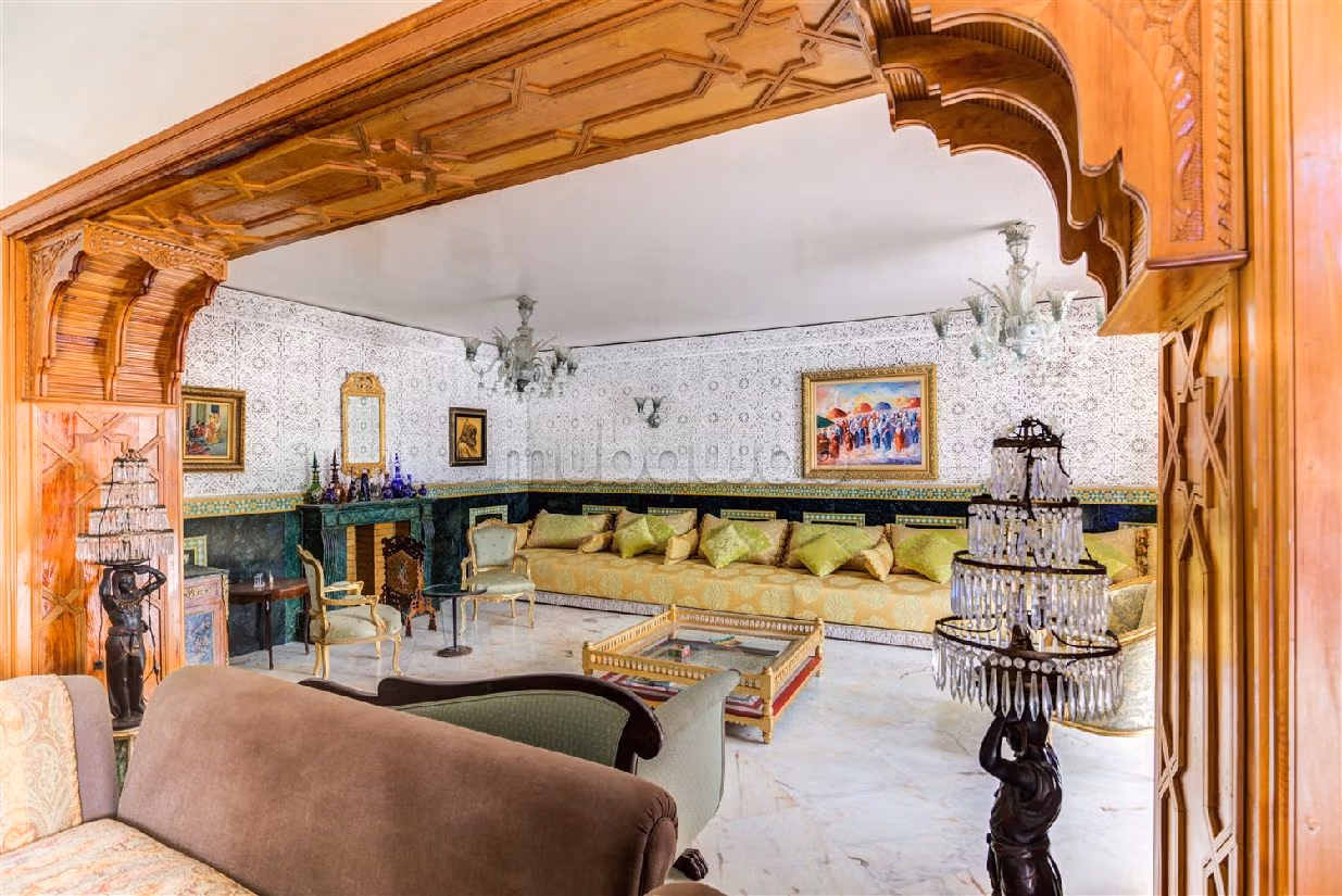 PALAIS d'HOTES oriental / LUXE / PAS cher