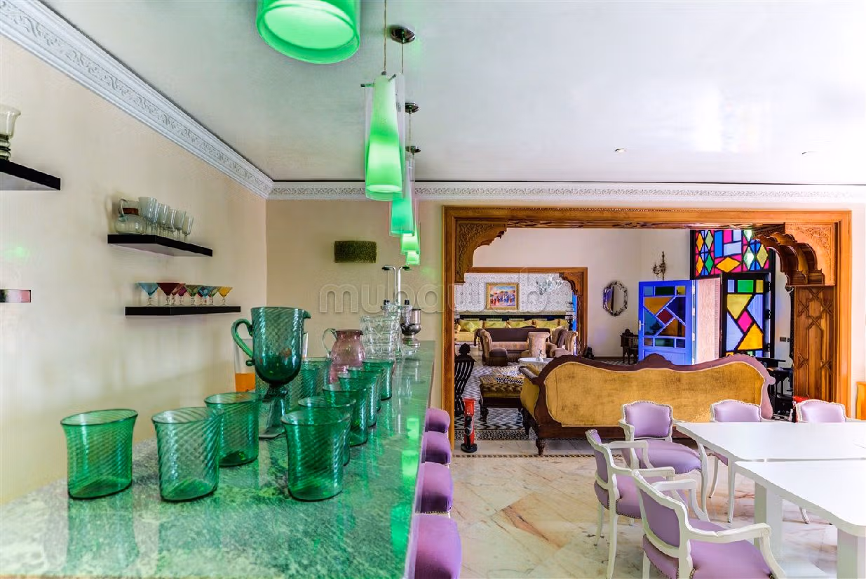 PALAIS d'HOTES oriental / LUXE / PAS cher