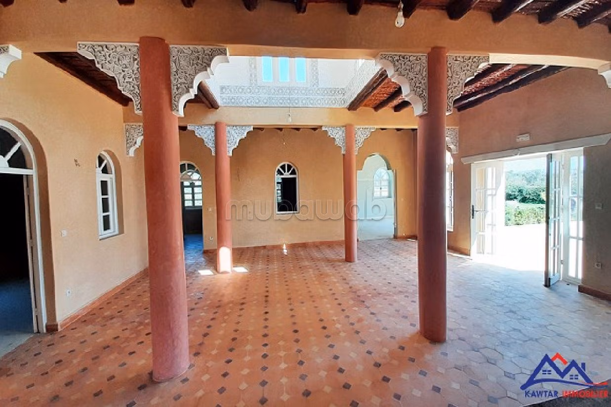 منزل فخم للبيع ب ادا وكرد. 4 غرف رائعة. مفروشة