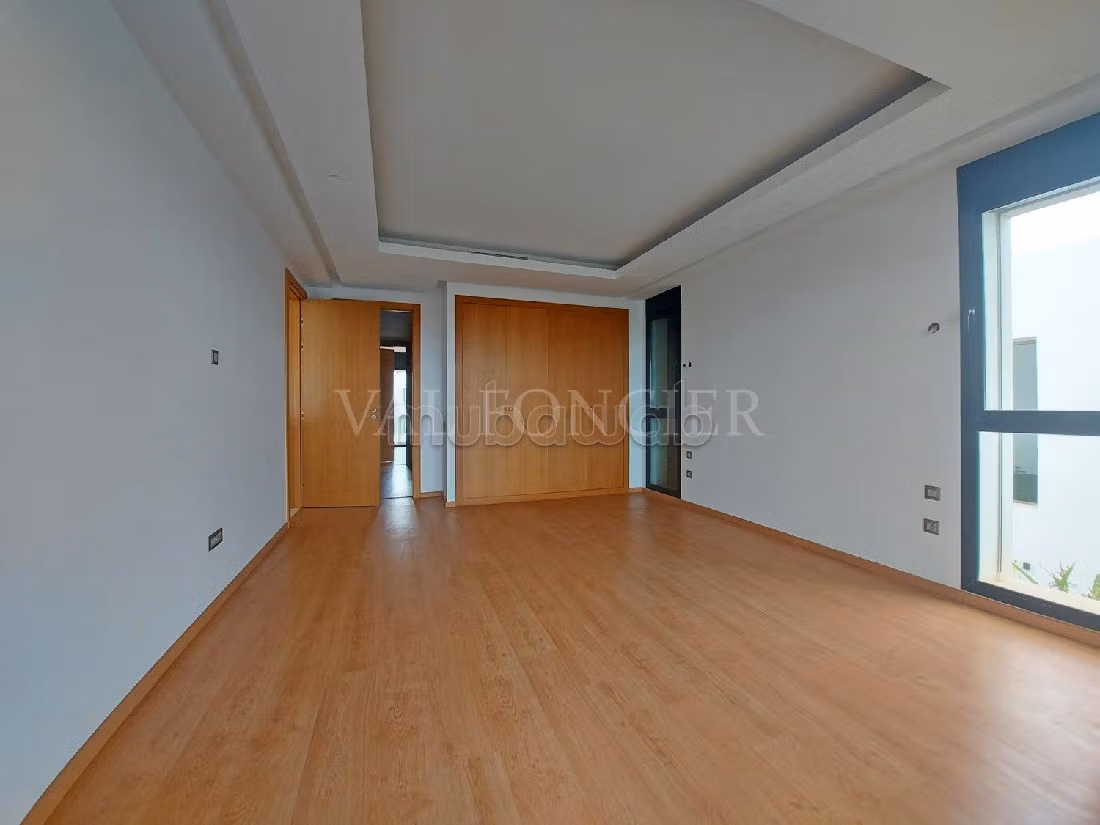 Location villa Neuve et Moderne 5 chambres 1130m2 Ain Diab, Casablanca