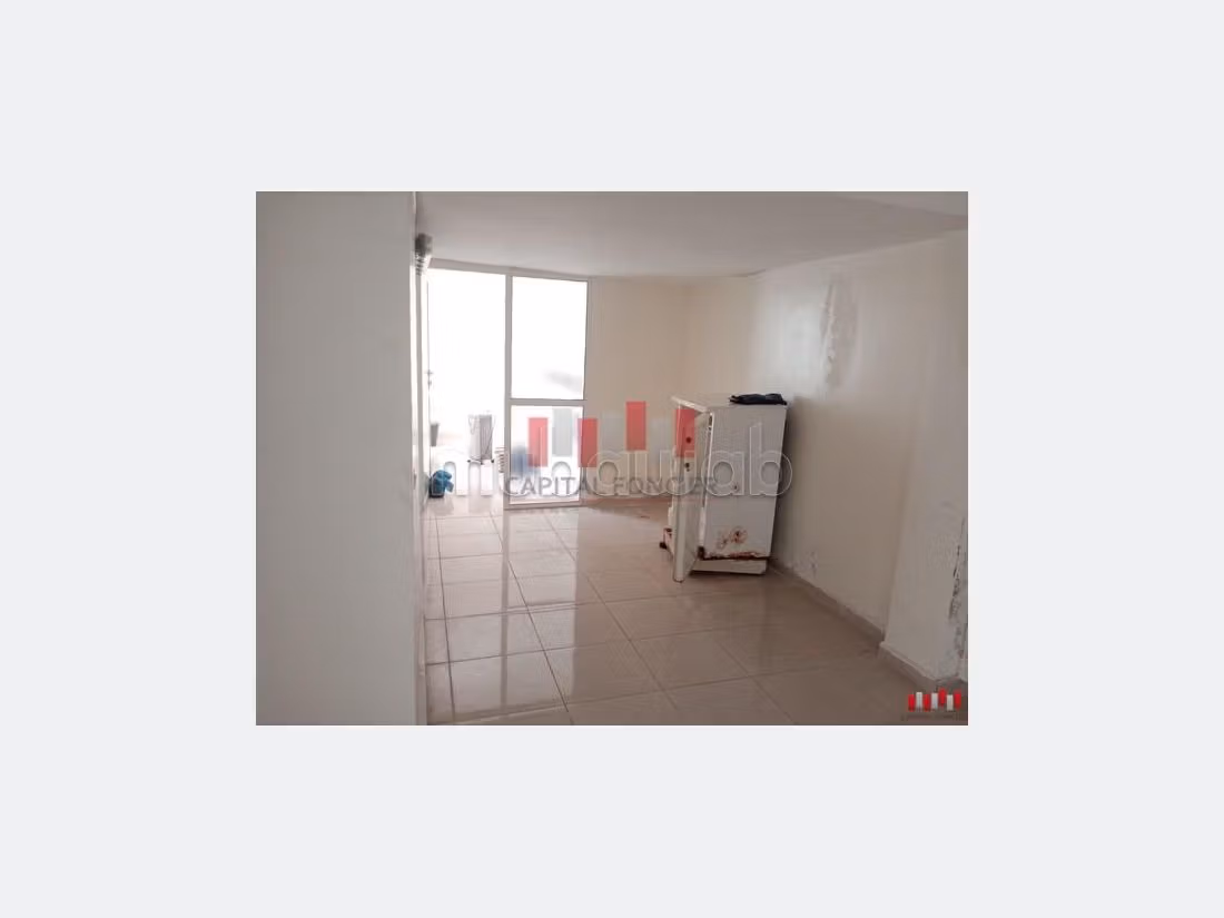 Rez de chaussée de villa à usage bureau de 300m2 à Californie accès indépendant