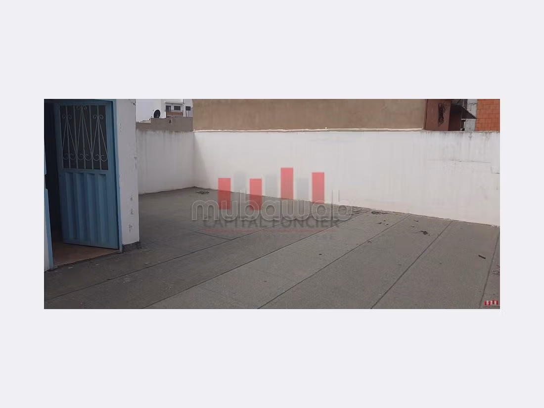 Terrain immeuble R5 de 280 m2 de surface de terrain a ain sebaa a la vente