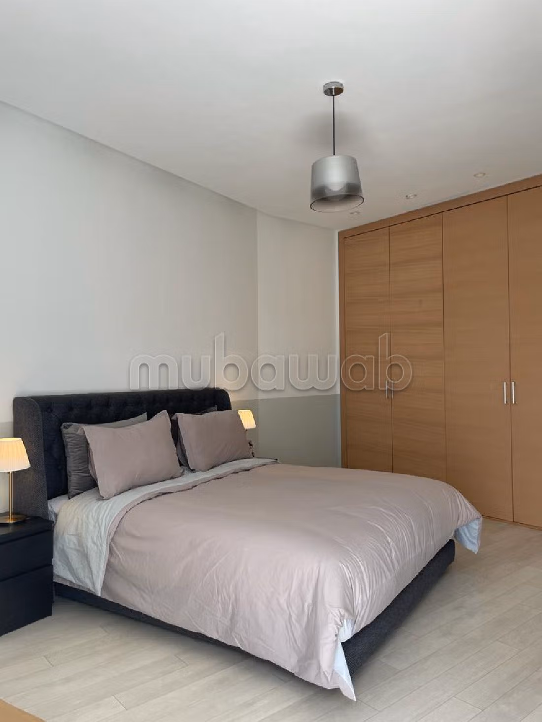suntuosa casa en venta. 3 Dormitorio. Ventanas de doble acristalamiento y calefacción central.