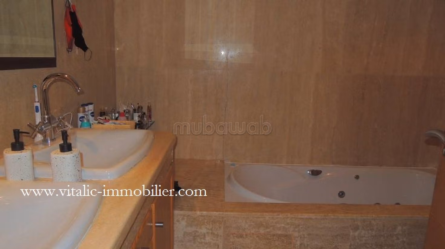 Appartementen om te kopen in Achakar. 4 Ruimtes. Garage en terras