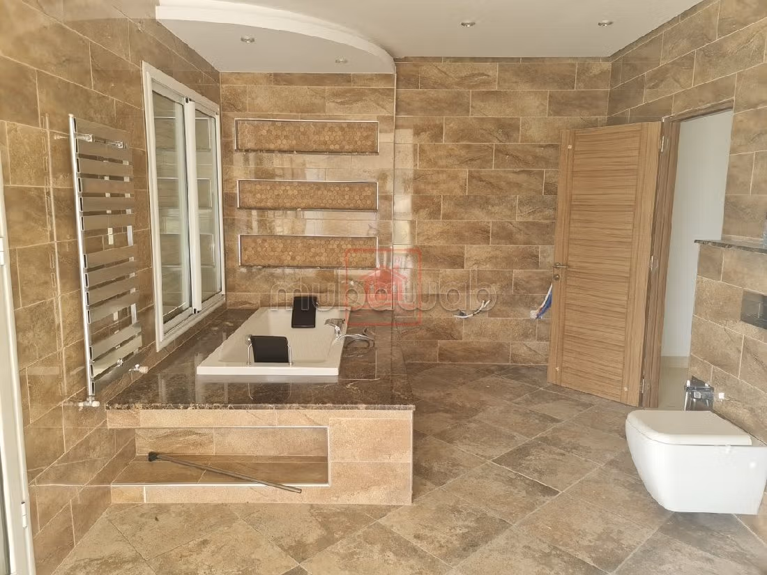 À vendre Villa de Maître Exceptionnelle à Hammamet