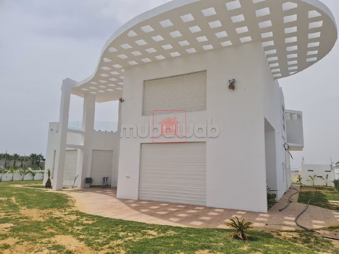 À vendre Villa de Maître Exceptionnelle à Hammamet