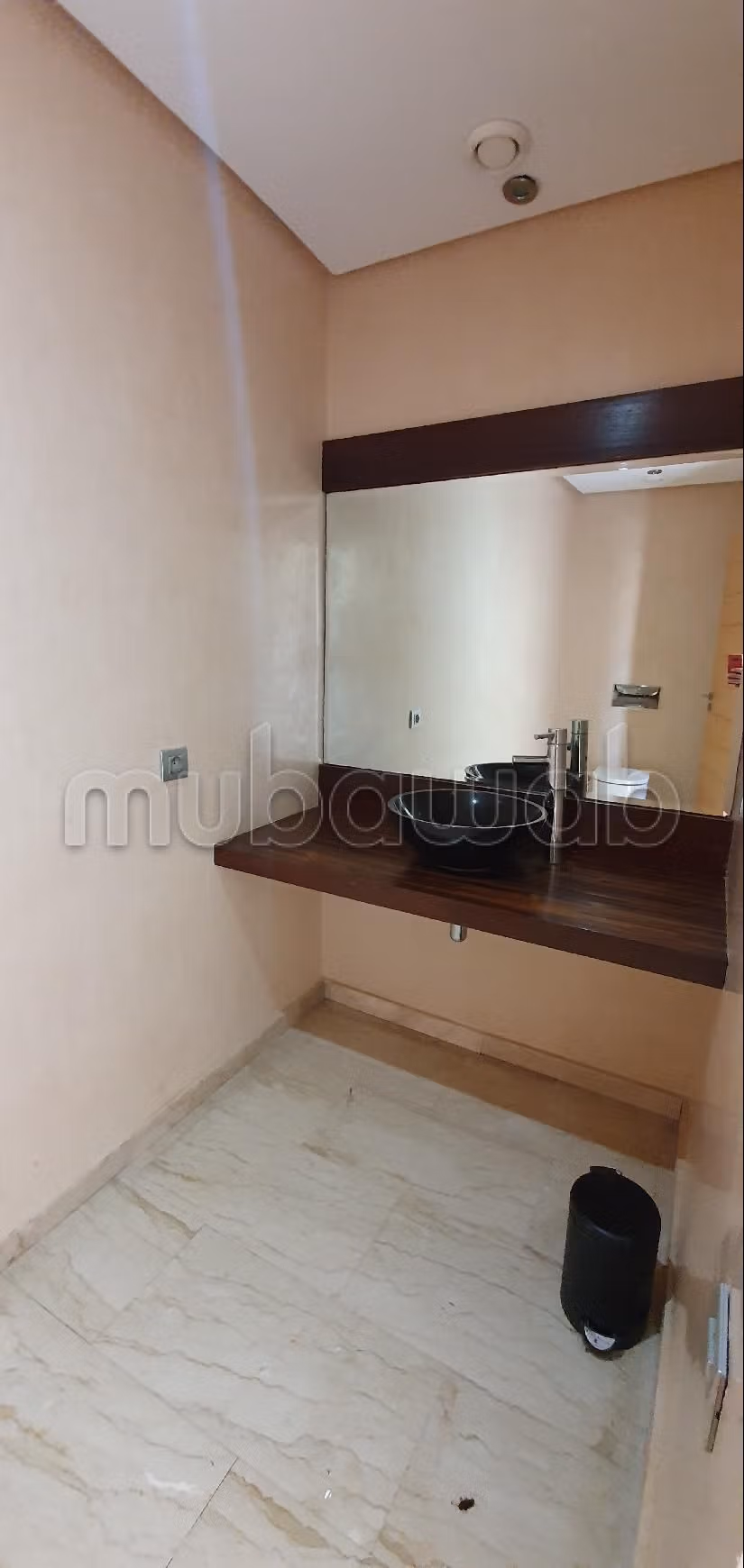 Villa's en luxe woningen te huur in Ain Diab Extension. 4 Slaapkamers. Uitzicht op zee, verwarming. 