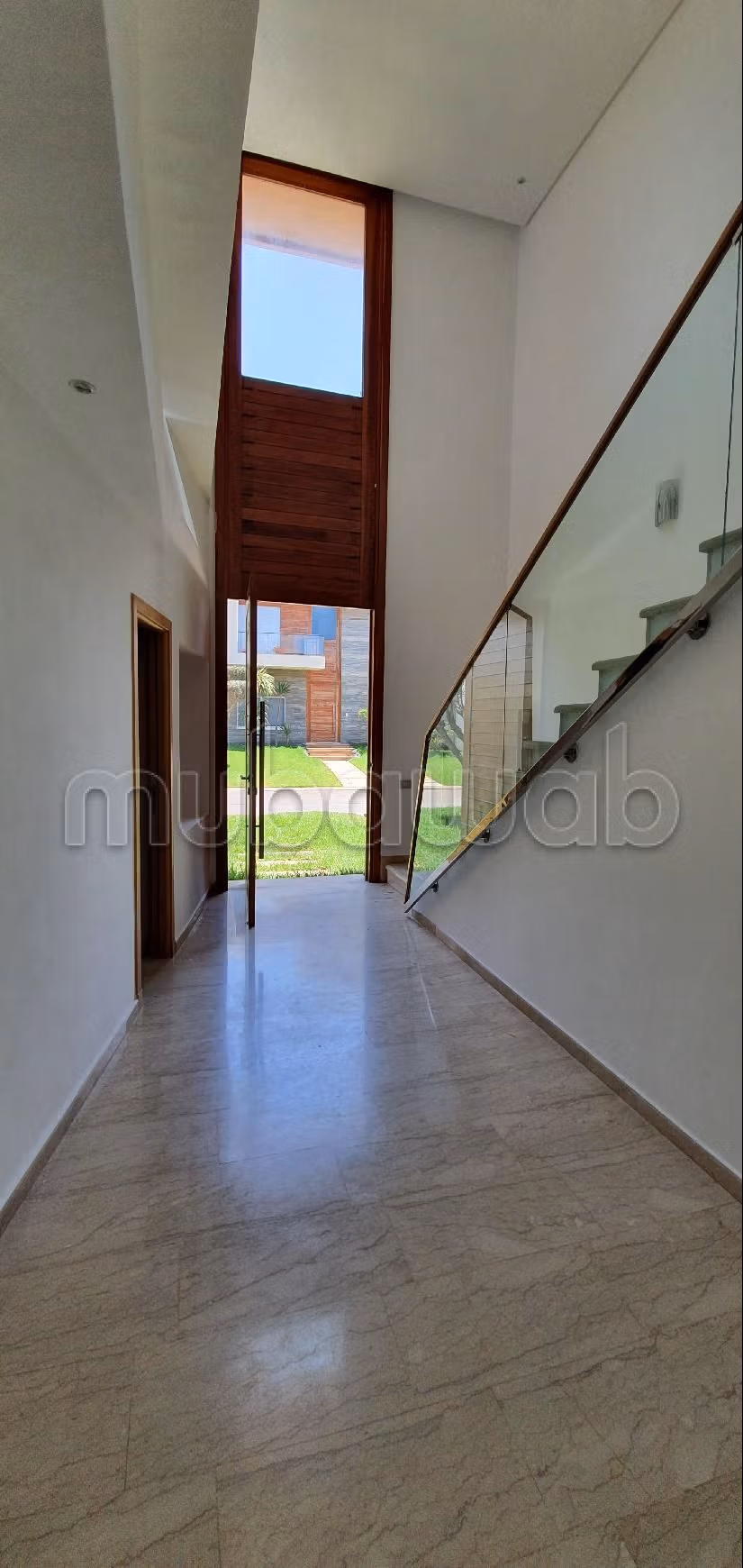 Villa's en luxe woningen te huur in Ain Diab Extension. 4 Slaapkamers. Uitzicht op zee, verwarming. 