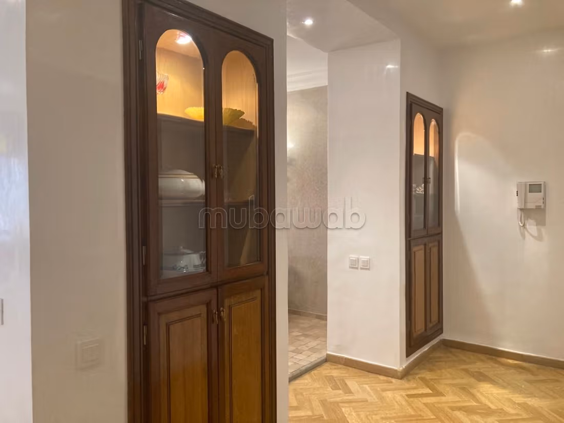 Bel appartement MEUBLÉ à louer, RACINE