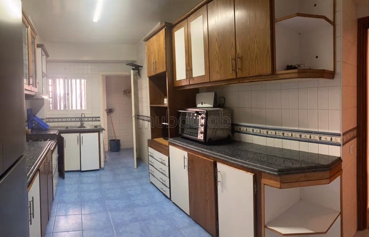 Bel appartement MEUBLÉ à louer, RACINE
